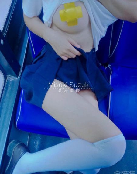 国产盗摄洗澡一二三_720全集免费观看