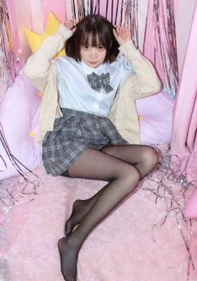 激情吻床脱内衣_BD韩语高清在线观看