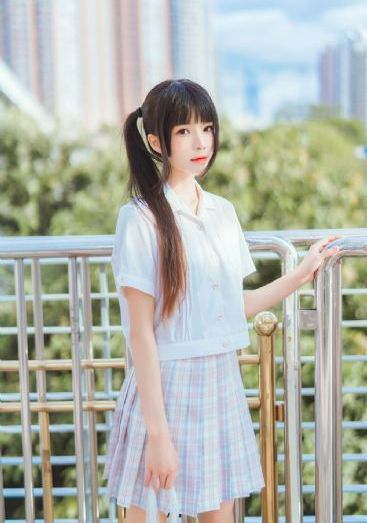 在她丈夫面前被耍了_国产剧手机在线观看
