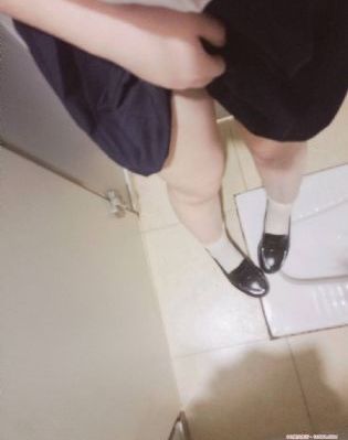 亚洲精品久久久打桩机小说_1080免费播放