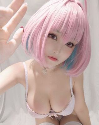 丝袜秘书在办公室被躁BD69XX_720神马影院手机在线