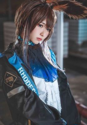 李采潭女教师4在线观看_高清日本电影免费