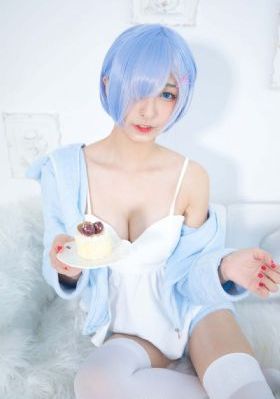 欧美两根一起进3p做受视频_高清免费电影观看